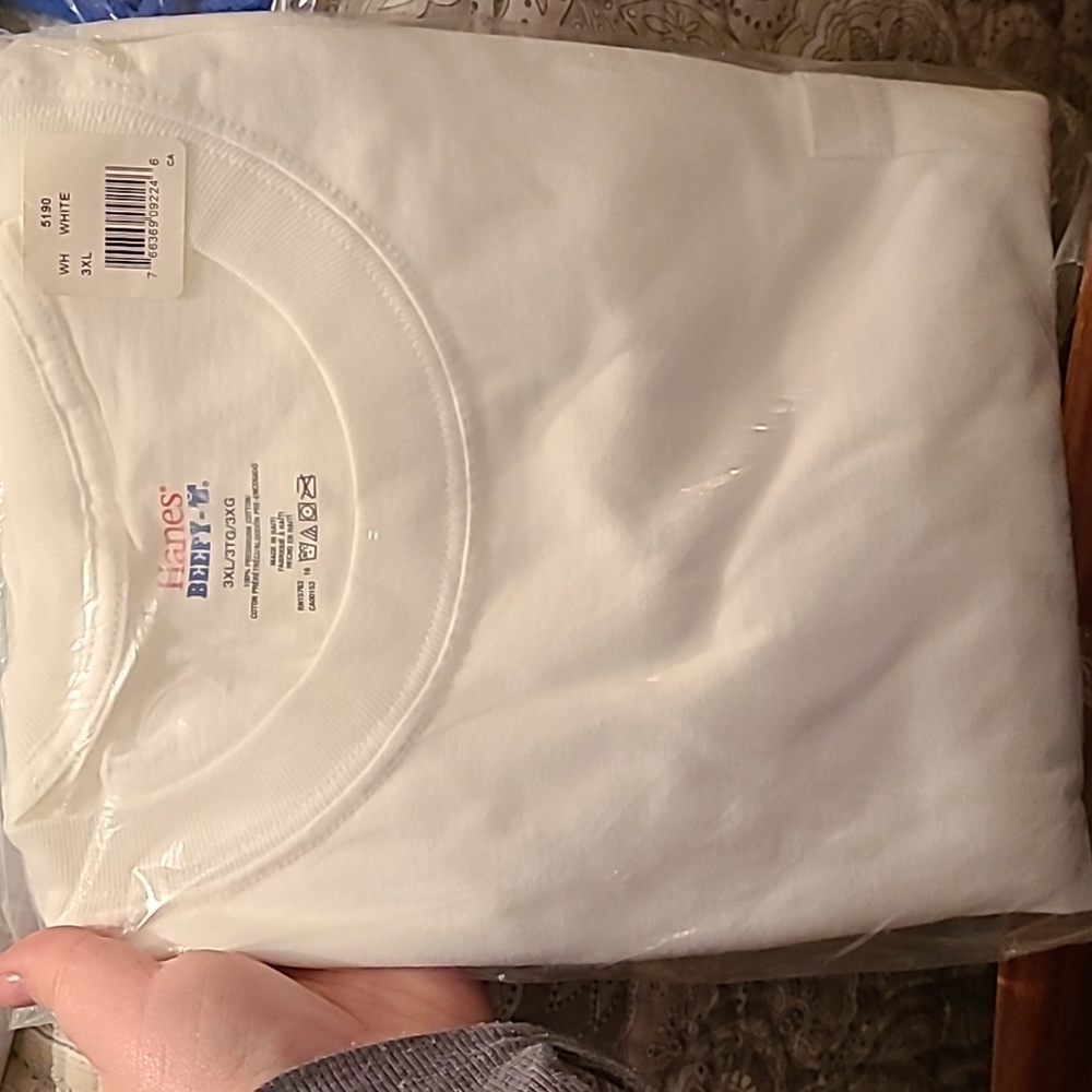 Mens white T shirts